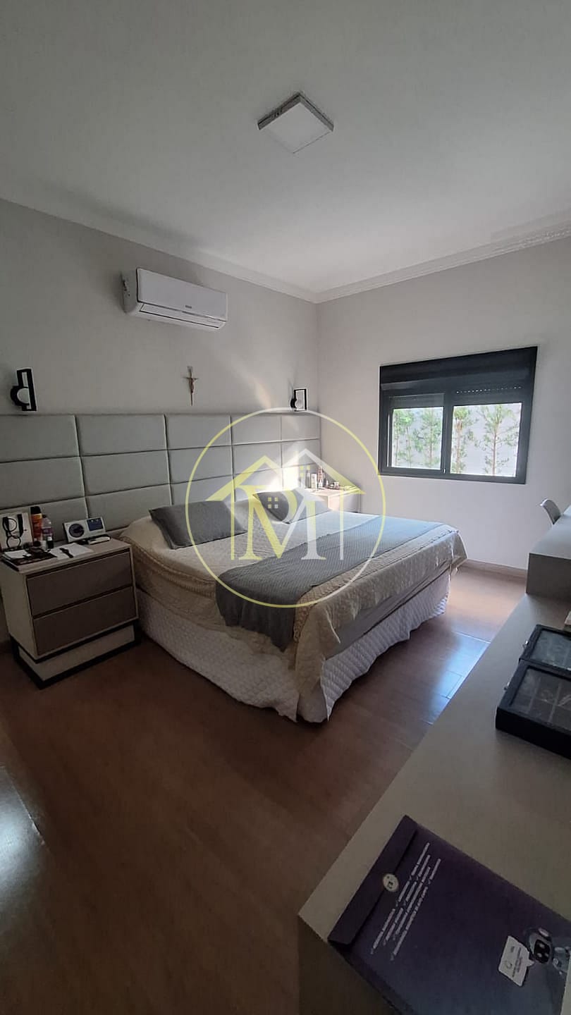 Casa à venda com 3 quartos, 1000m² - Foto 10