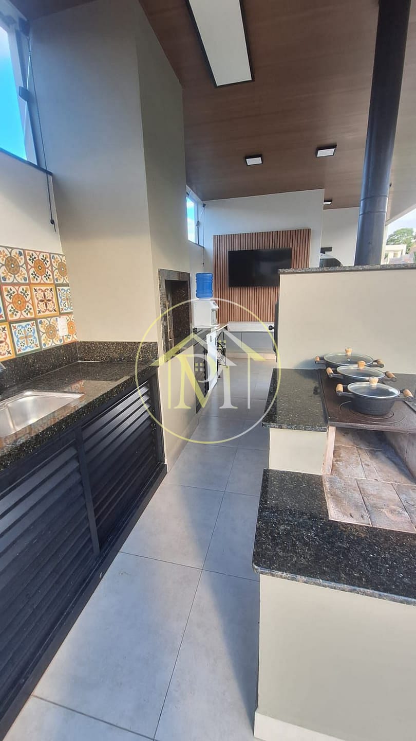 Casa à venda com 3 quartos, 1000m² - Foto 8