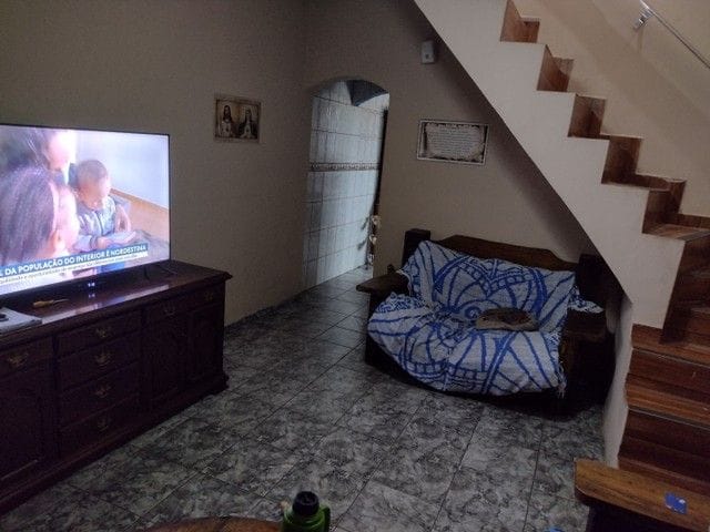 Casa com 330m² 5 quartos e 5 banheiros, à venda, no bairro Ayrosa em Osasco