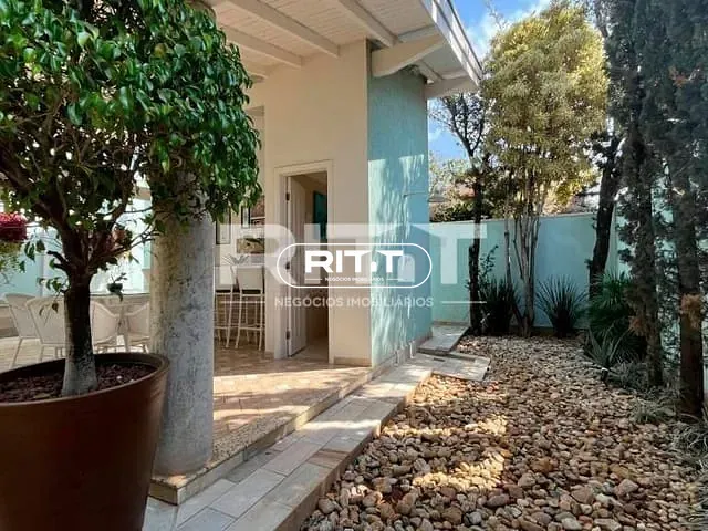Casa com 450m² 3 quartos e 3 banheiros, à venda, no bairro Jardim Alto da Colina em Valinhos