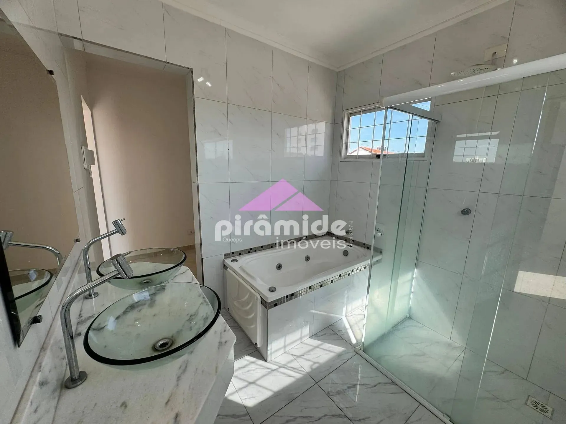 Casa, 3 quartos, 222 m² - Foto 23