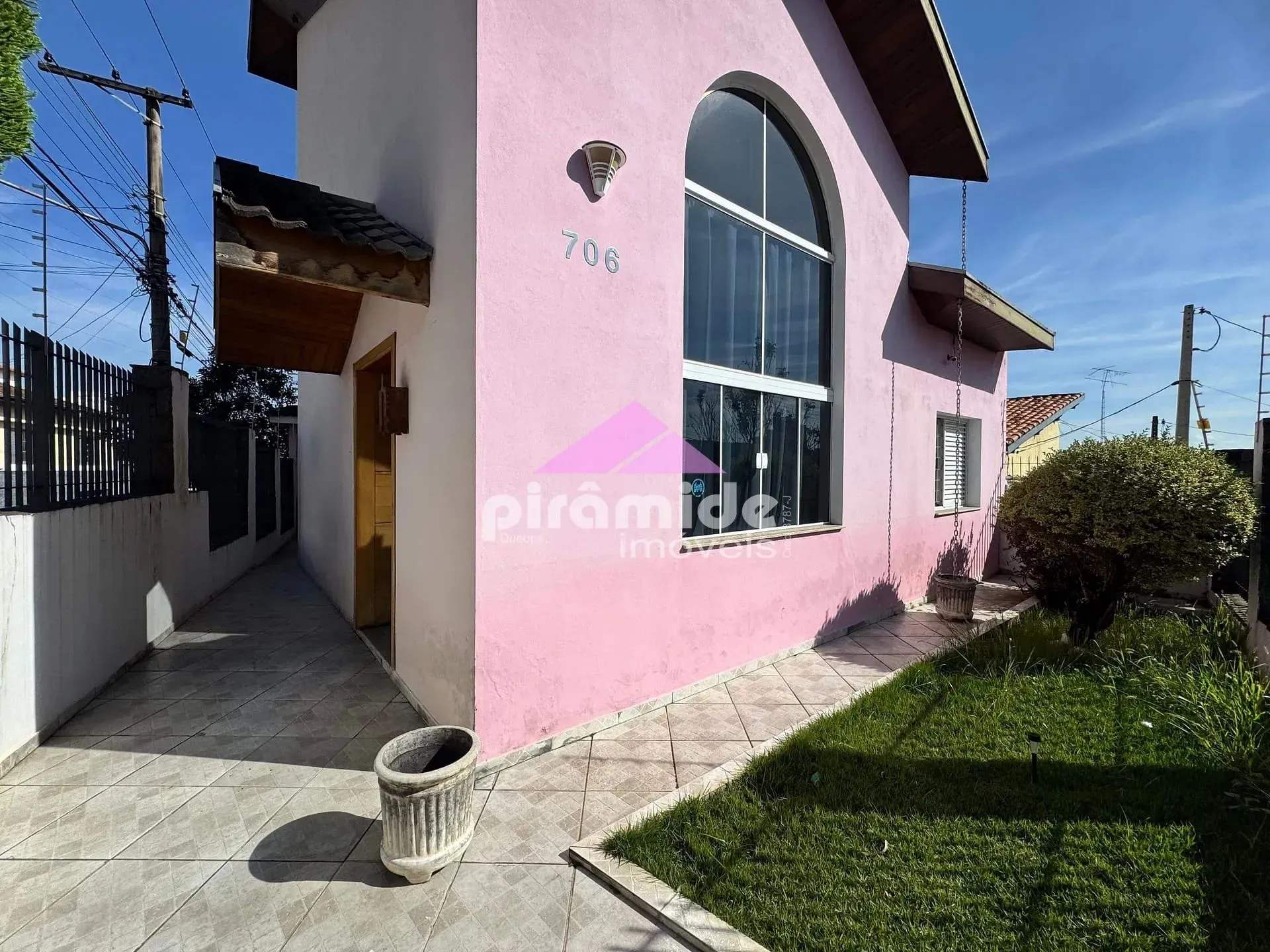 Casa, 3 quartos, 222 m² - Foto 2