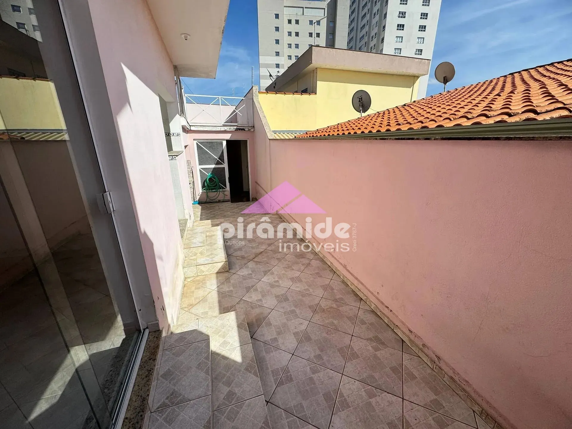 Casa, 3 quartos, 222 m² - Foto 35
