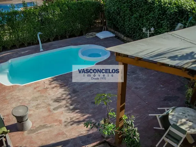 Casa com 840m² 4 quartos e 6 banheiros, à venda, no bairro Jardim Califórnia em Jacareí