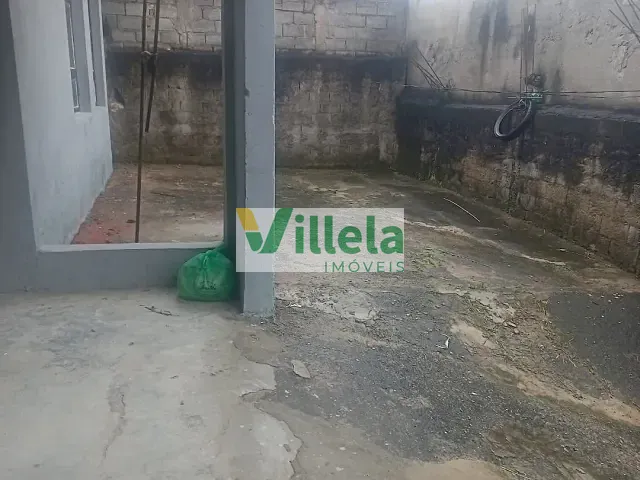 Casa 3 quartos e 1 banheiro, para alugar, no bairro Centro em Poá