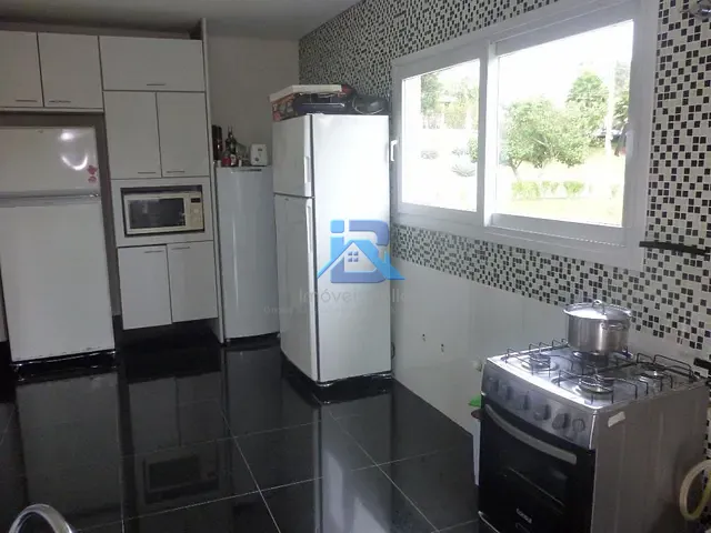 Casa com 726m² 4 quartos e 2 banheiros, à venda, no bairro Bairro Itapema em Itatiba