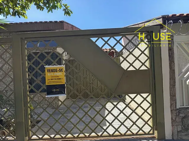 Casa com 484m² 3 quartos e 3 banheiros, à venda, no bairro Centro em Fernandópolis