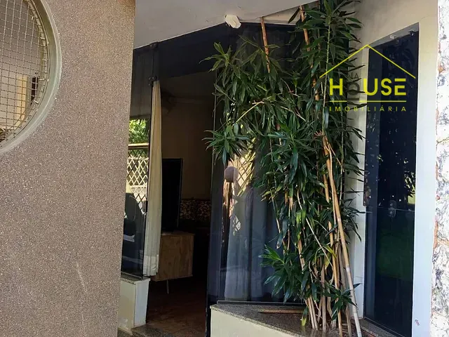 Casa com 484m² 3 quartos e 3 banheiros, à venda, no bairro Centro em Fernandópolis