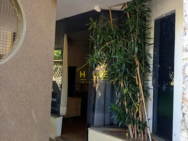 Casa com 484m² 3 quartos e 3 banheiros, à venda, no bairro Centro em Fernandópolis