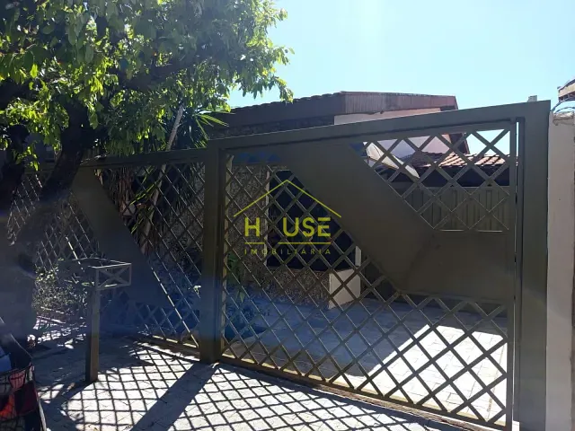 Casa com 484m² 3 quartos e 3 banheiros, à venda, no bairro Centro em Fernandópolis