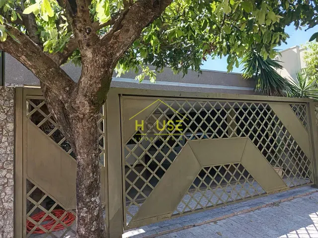 Casa com 484m² 3 quartos e 3 banheiros, à venda, no bairro Centro em Fernandópolis