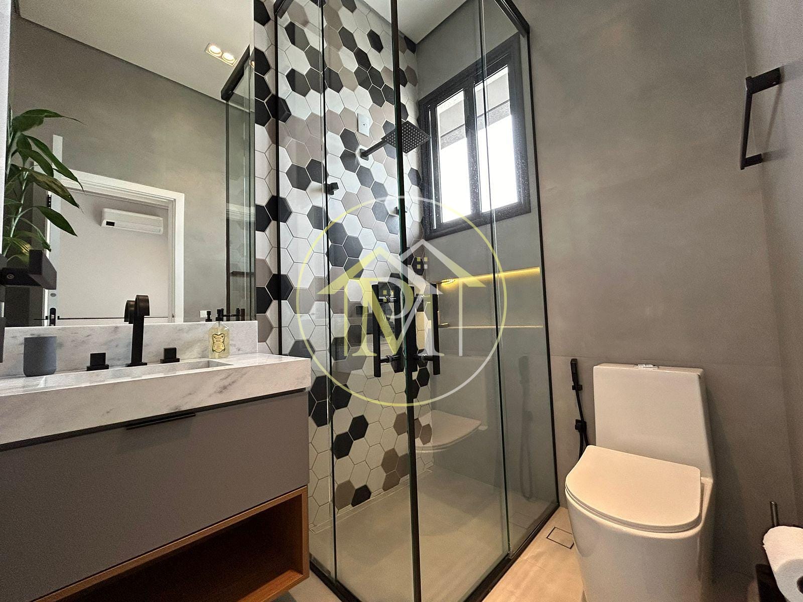 Casa à venda e aluguel com 4 quartos, 323m² - Foto 13