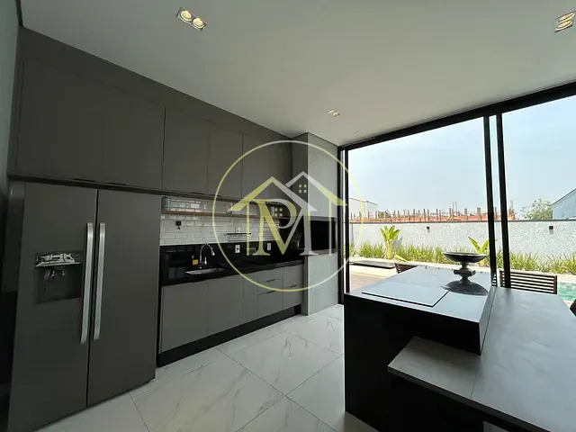 Casa com 459m² 4 quartos e 6 banheiros, à venda ou para alugar, no bairro Alphaville em Votorantim
