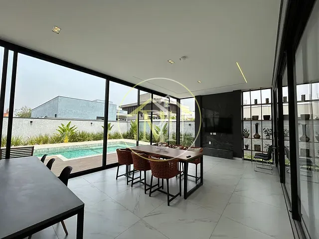 Casa com 459m² 4 quartos e 6 banheiros, à venda ou para alugar, no bairro Alphaville em Votorantim