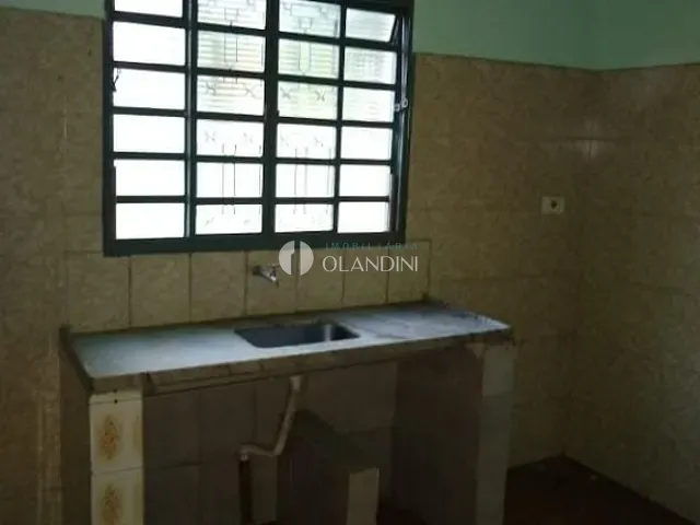 Casa com 200m² 2 quartos e 1 banheiro, à venda, no bairro Jardim Bela Vista II em Artur Nogueira