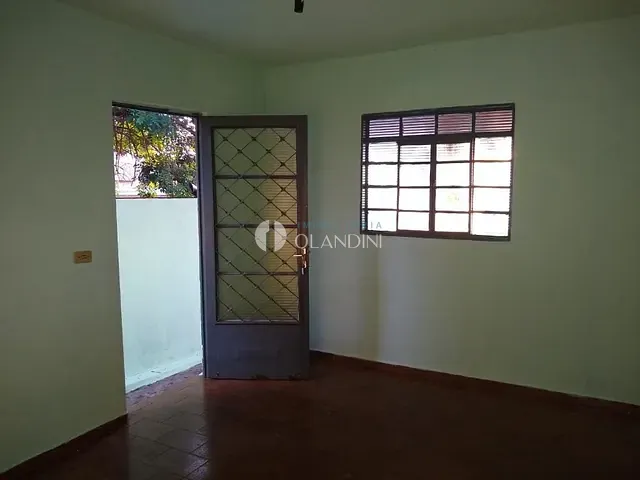 Casa com 200m² 2 quartos e 1 banheiro, à venda, no bairro Jardim Bela Vista II em Artur Nogueira
