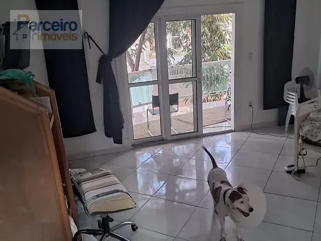 Casa 3 quartos e 4 banheiros, à venda, no bairro Parque Savoy City em São Paulo