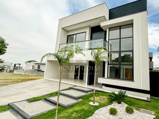 Casa com 325m² 3 quartos e 4 banheiros, à venda, no bairro Parqville Pinheiros em Aparecida de Goiânia