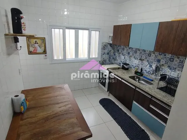 Casa com 153m² 2 quartos e 2 banheiros, à venda, no bairro Maranduba em Ubatuba