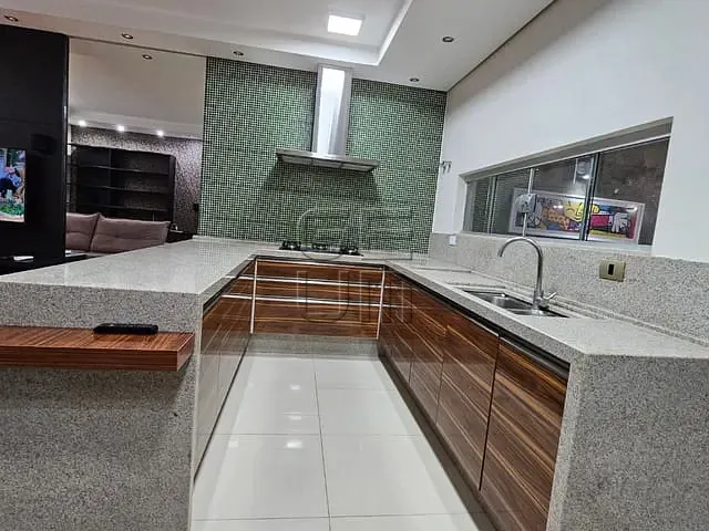Casa com 125m² 2 quartos e 3 banheiros, à venda, no bairro Residencial Vila Romana em Londrina