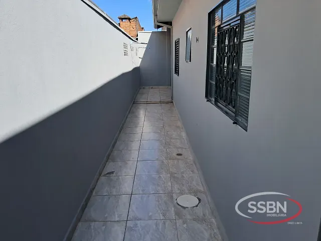 Casa 2 quartos e 1 banheiro, para alugar, no bairro Jardim Capuava em Nova Odessa