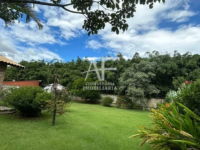 Casa com 1000m² 3 quartos e 3 banheiros, à venda, no bairro Nossa Senhora do Perpétuo Socorro em Pindamonhangaba