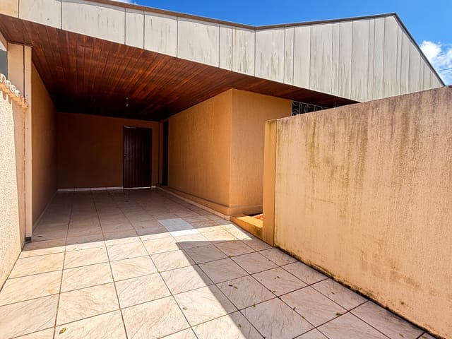 Casa com 240m² 3 quartos e 4 banheiros, à venda, no bairro Estrela em Ponta Grossa