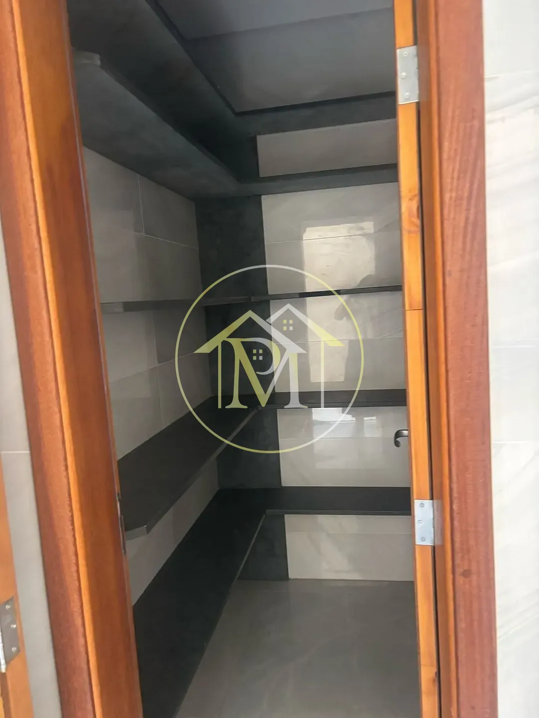 Casa, 3 quartos, 230 m² - Foto 3