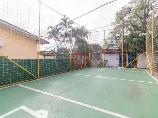 Casa com 800m², à venda ou para alugar, no bairro Vila Nova em Porto Alegre
