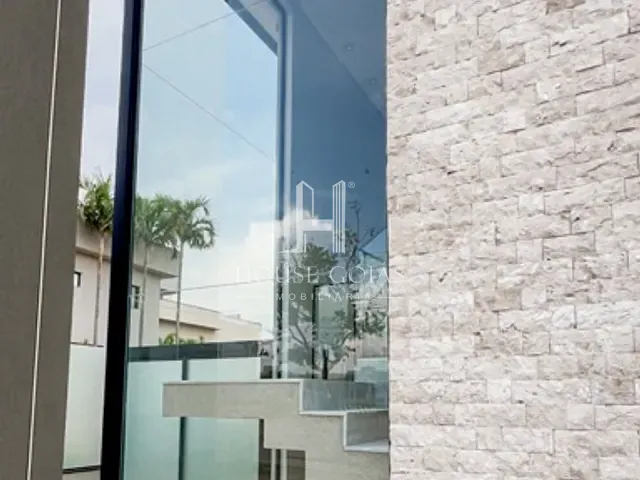 Casa com 349m² 4 quartos e 5 banheiros, à venda, no bairro Parqville Pinheiros em Aparecida de Goiânia
