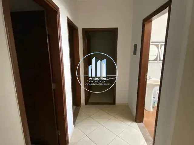 Casa com 144m² 3 quartos e 1 banheiro, à venda, no bairro Santa Cecília em Pouso Alegre