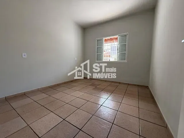 Casa com 150m² 2 quartos e 1 banheiro, à venda, no bairro Centro em Andradas