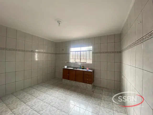 Casa 3 quartos e 2 banheiros, para alugar, no bairro Vila Azenha em Nova Odessa