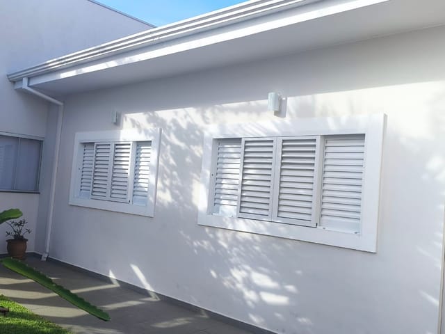 Casa 3 quartos e 2 banheiros, à venda, no bairro Jardim Monte Verde em São João da Boa Vista