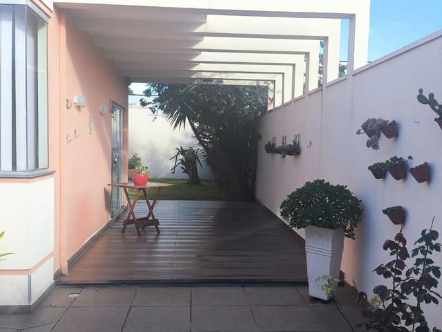 Casa 3 quartos e 2 banheiros, à venda, no bairro Jardim Monte Verde em São João da Boa Vista