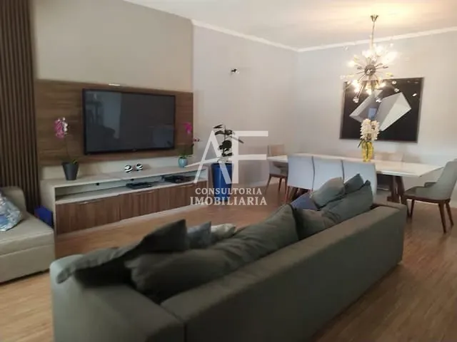 Casa com 256m² 3 quartos e 3 banheiros, à venda, no bairro Jardim Vila Nova em Tremembé