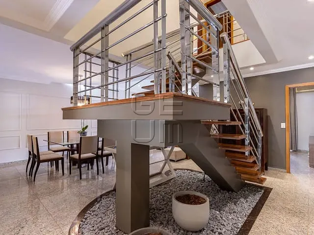 Casa com 360m² 4 quartos e 5 banheiros, à venda, no bairro Terra Bonita em Londrina