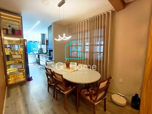 Casa com 360m² 3 quartos e 3 banheiros, à venda, no bairro Coliseu em Londrina