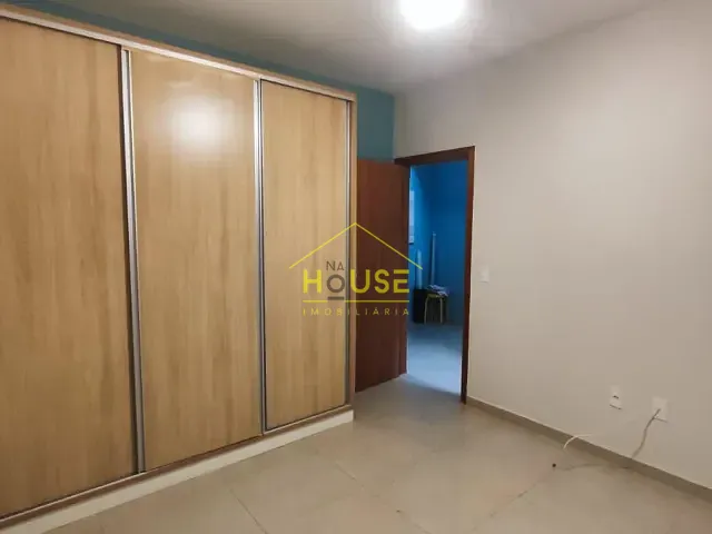 Casa 3 quartos e 2 banheiros, para alugar, no bairro Jardim das Palmeiras II em Votuporanga