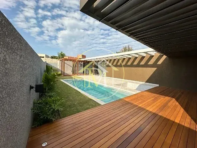 Casa com 1070m² 3 quartos e 6 banheiros, à venda, no bairro Caguaçu em Sorocaba