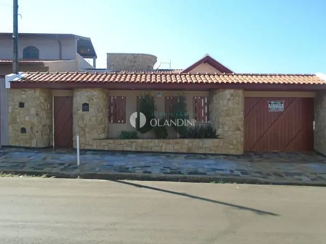 Casa com 360m² 3 quartos e 3 banheiros, à venda, no bairro Jardim Conservani em Artur Nogueira