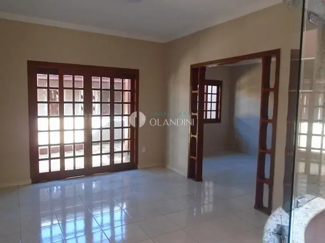 Casa com 360m² 3 quartos e 3 banheiros, à venda, no bairro Jardim Conservani em Artur Nogueira