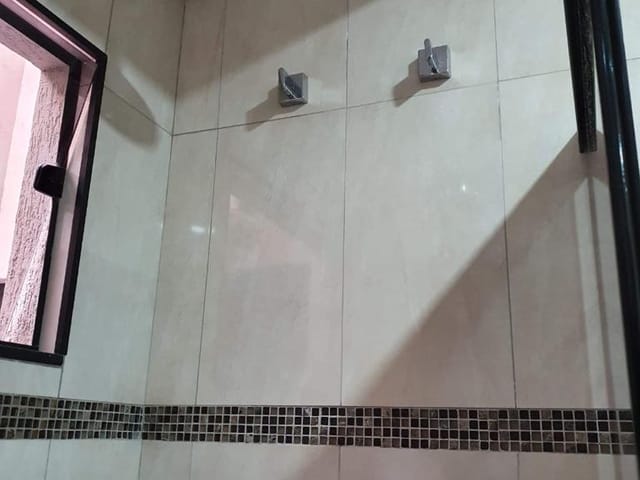 Casa com 144m² 3 quartos e 2 banheiros, à venda, no bairro Vista Alegre em Taubaté