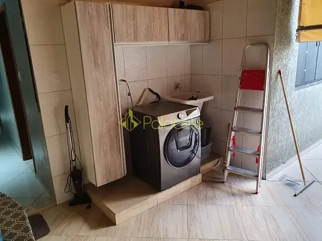 Casa com 144m² 3 quartos e 2 banheiros, à venda, no bairro Vista Alegre em Taubaté