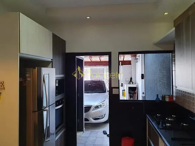 Casa com 144m² 3 quartos e 2 banheiros, à venda, no bairro Vista Alegre em Taubaté