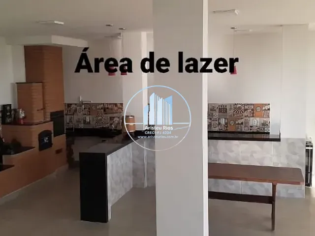 Casa com 300m² 3 quartos e 4 banheiros, à venda, no bairro Colinas de Santa Bárbara em Pouso Alegre