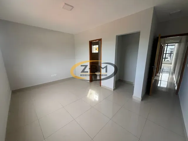 Casa com 125m² 3 quartos e 2 banheiros, para alugar, no bairro Jardim Colúmbia D em Londrina
