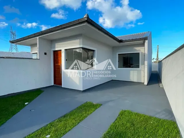 Casa com 150m² 2 quartos e 2 banheiros, à venda, no bairro Guarda do Cubatão em Palhoça
