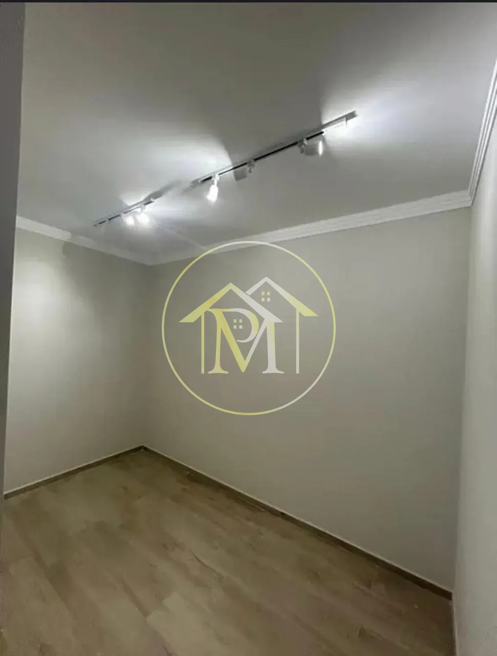 Casa, 3 quartos, 219 m² - Foto 2