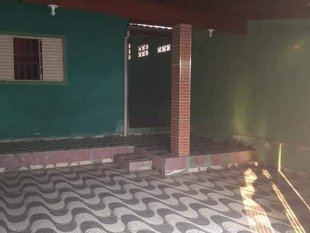 Casa com 135m² 2 quartos e 1 banheiro, à venda, no bairro Residencial Mombaça em Pindamonhangaba